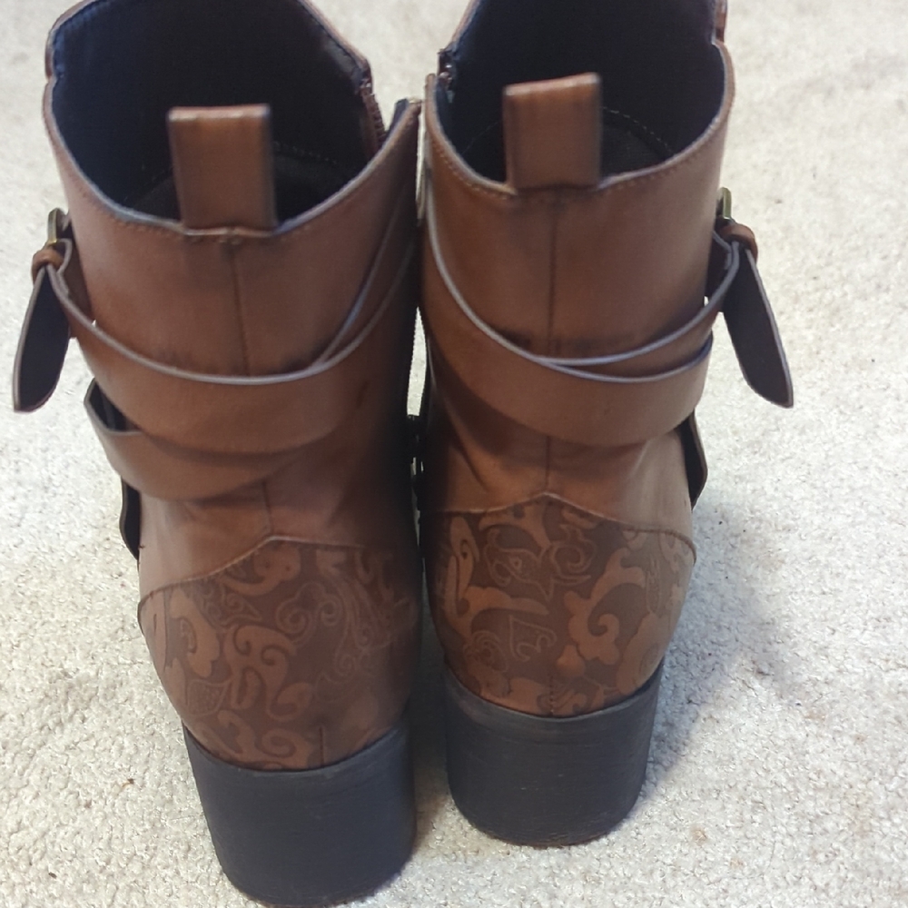 Chic Brown Patterned Ankle Boots - image 4